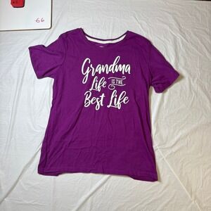 Way to Celebrate Mother's‎ Day Purple Grandma Life is the Best Graphic T Shirt M
